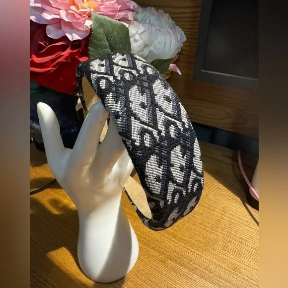 Headband Fashion Navy Blue pattern NWT - Picture 2 of 3